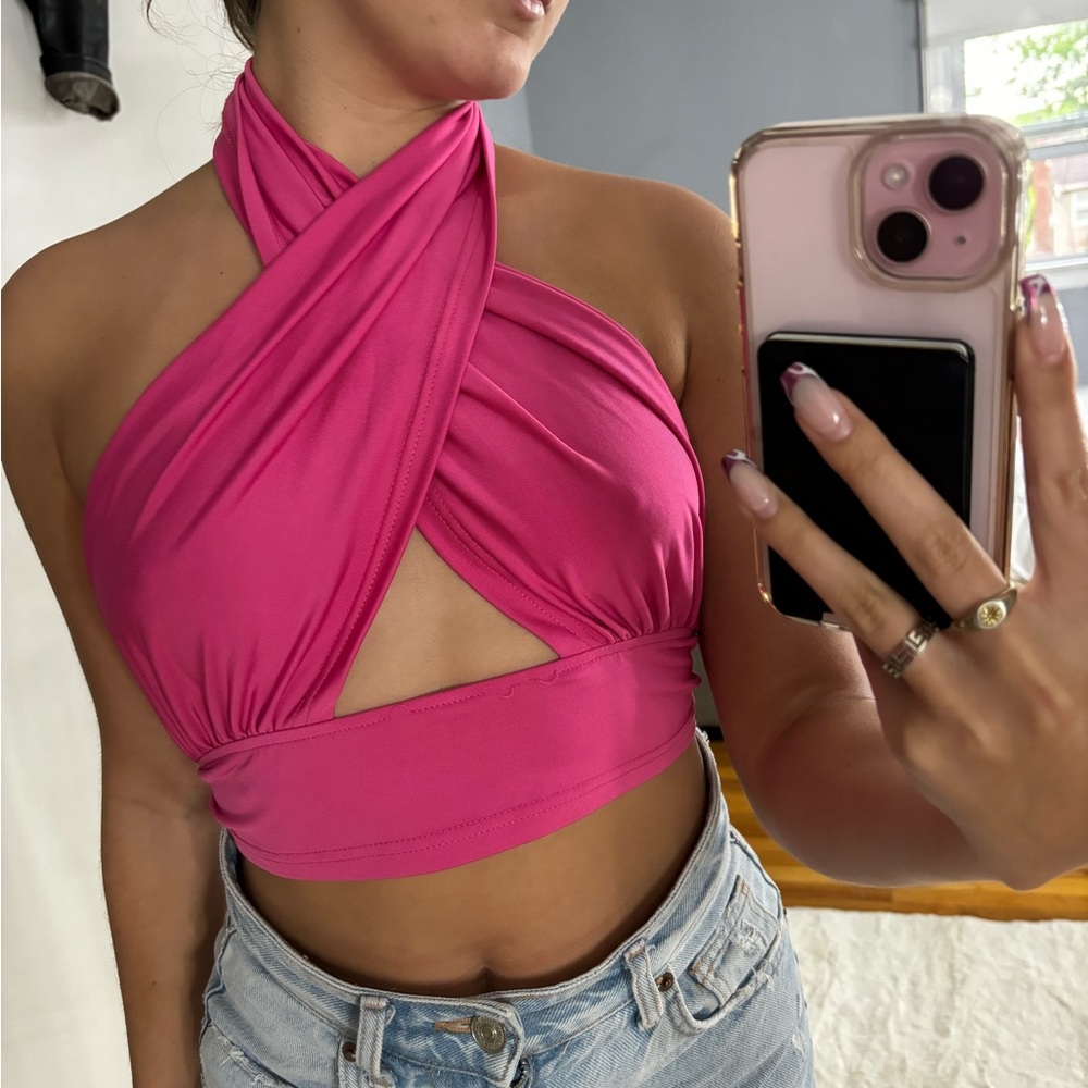 pink top